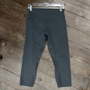Lululemon Gray Align Crop 21” Leggings. Size 10. NWT.